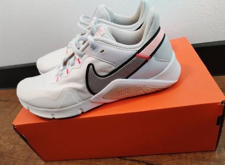 Tenisky nike legend essential top stav, nike,36