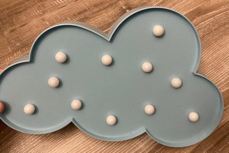 Krásna dekorácia-lampička obláčik na baterky, 