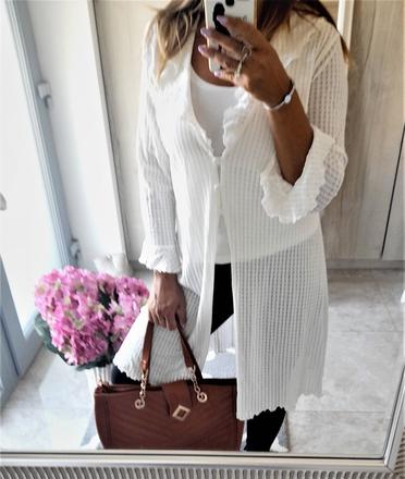 Romantický svetrík-prehozka-m/l, m