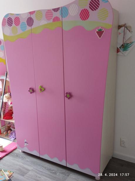 Detská dievčenská zostava, 