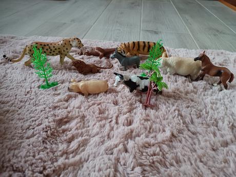 Postavičky vojakov a zvieratka, 