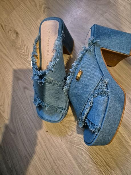 Dámske riflove drevaky, 36