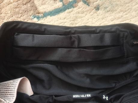 Športové kraťasy, under armour,xs