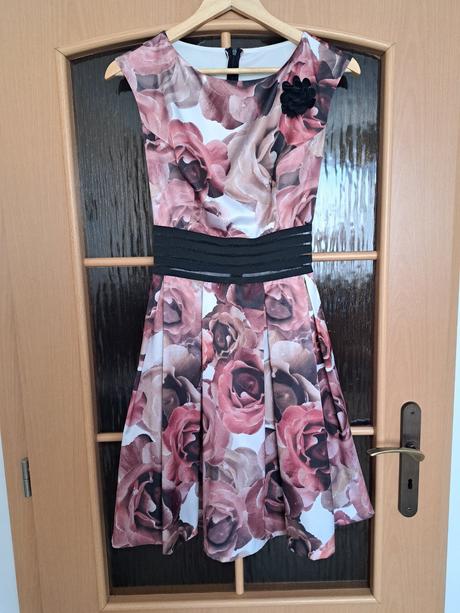 Kvetované spoločenské šaty, midi, 36