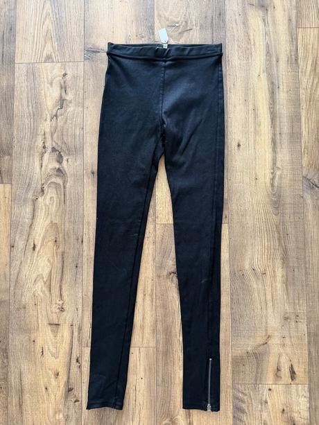 Legíny, river island,xs