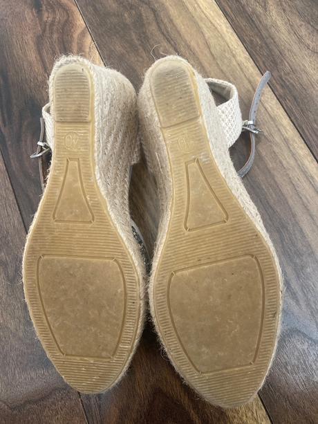 Letne topanky na klinovom opätku, 40