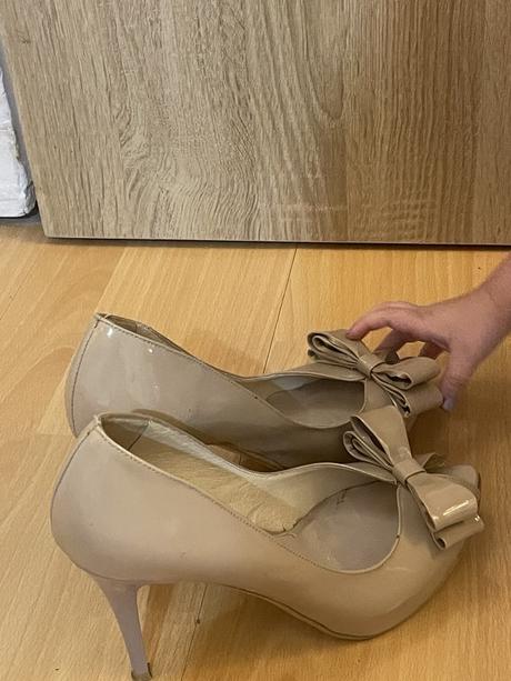 Telové lodičky, 38