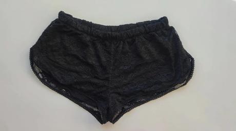Čipkové kraťasy, s