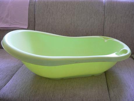 Tvarovana vanicka na kupanie, 