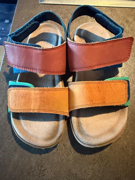 Next sandalky 29, next,29