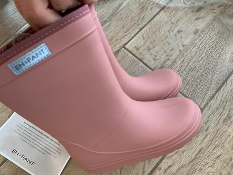 En fant nezateplené gumáky 29, en fant,29