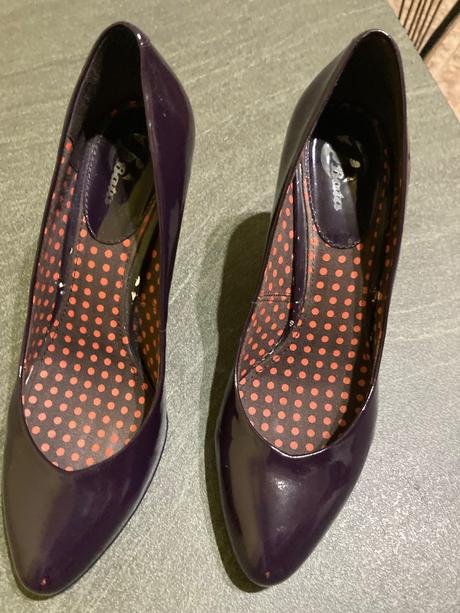 Bata fialove lodičky, baťa,38