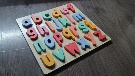 Drevená vkladačka abeceda- malé písmená, 