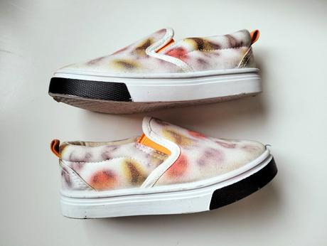 Plátenky 24/25, reserved,24