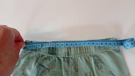 Kraťasy so žirafami, 92