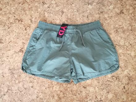 Dievčenské šortky veľ.152, 152