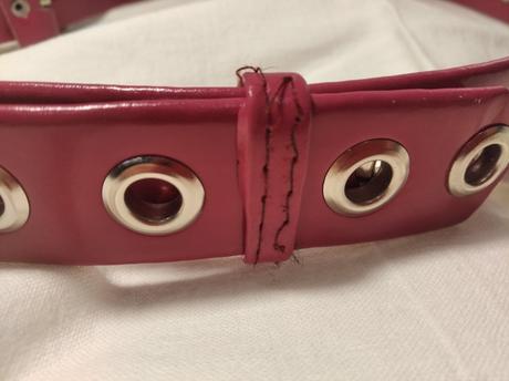 Ružový opasok, c&a