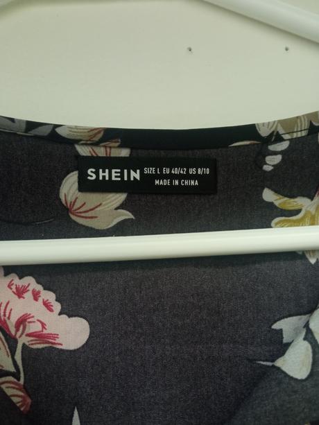Elegantné kvetované šaty shein, m