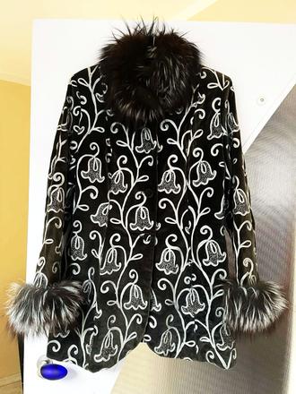 Luxusný zamatový kabát, l