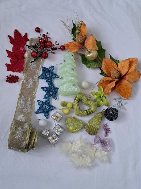 Material na vianocne aranzovanie,