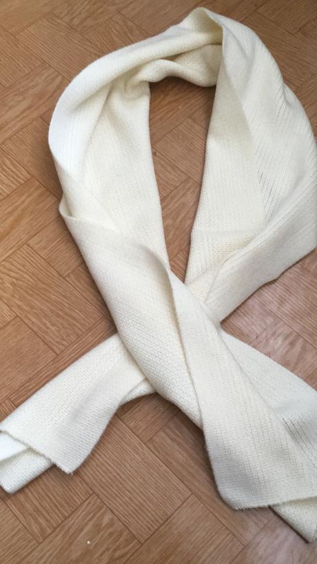 Výpredaj šalov, f&f