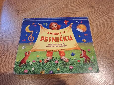 Kniha zahraj si pesničku,