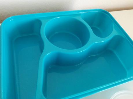 Viaczložkový desiatový bento box,