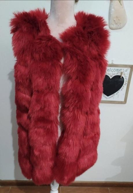 Kožušinova vesta, m