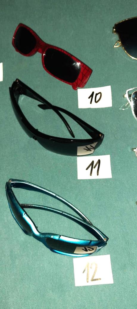 Predám  slnečné okuliare - 21ks, 