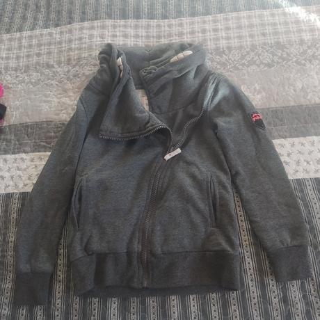 Bundička, mikina, takko,134