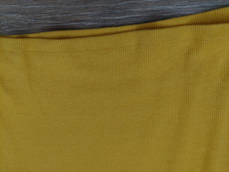 Rolákové tričko s, s