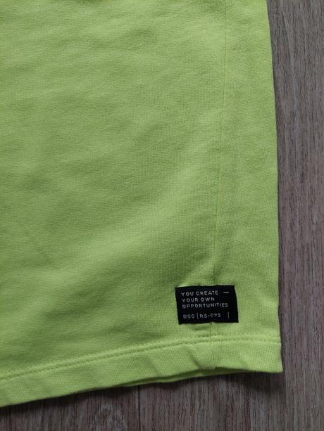 Kraťase, reserved,170