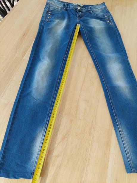 Rifle s kamienkami, 28