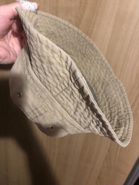 Klobúčiky na leto s motýlikom, pásikavý, 9 ks, rada,74