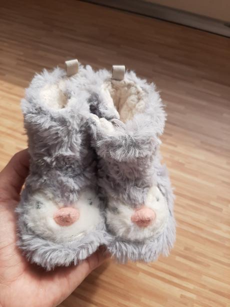 Tucniacikove capacky / cizmicky 6-12 mes., next,18