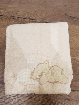 Mäkkučká dečka s mackom málo použíivaná, 