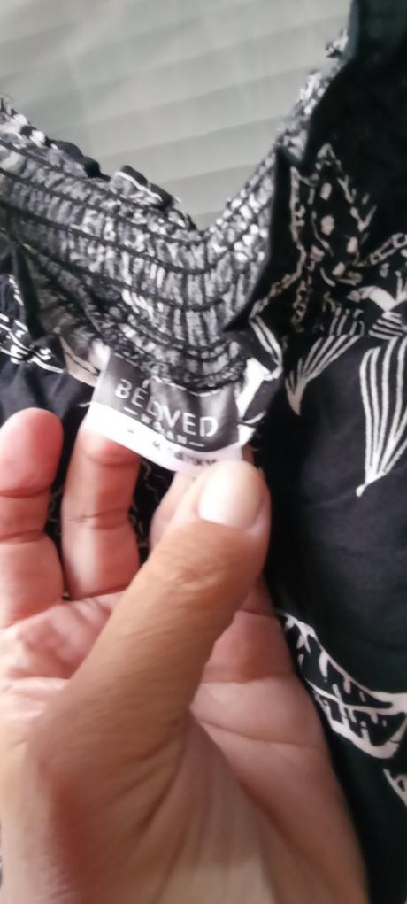 Letne saty vel 44 cena 5,50e, 44