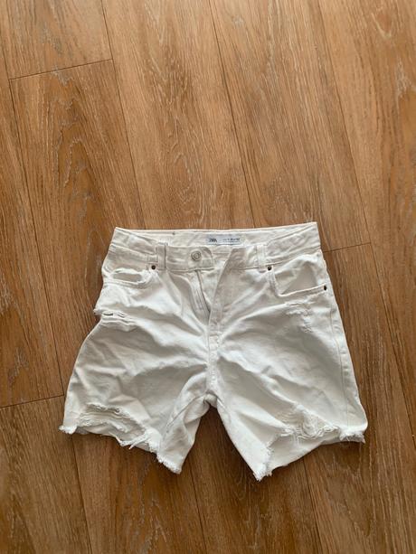 Šortky, zara,152