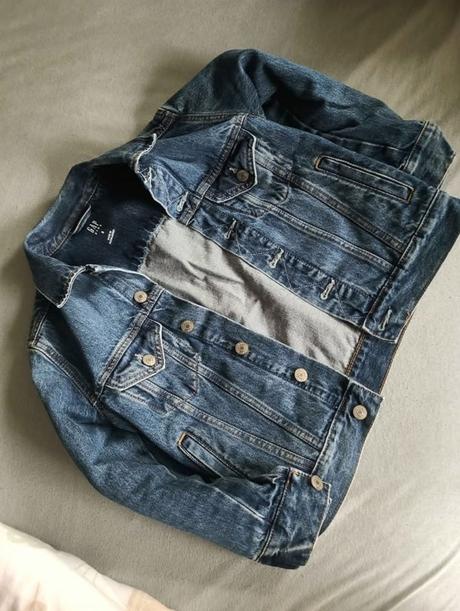 Riflova bunda gap, nohavice ted baker + tricko zda, 140