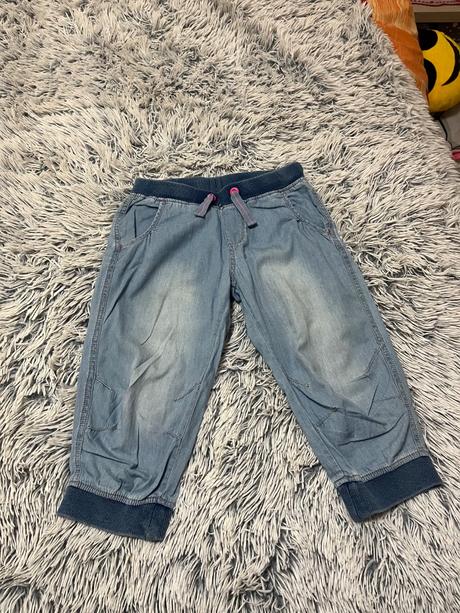 Dievčenské 3/4tenké riflové nohavice, reserved,134