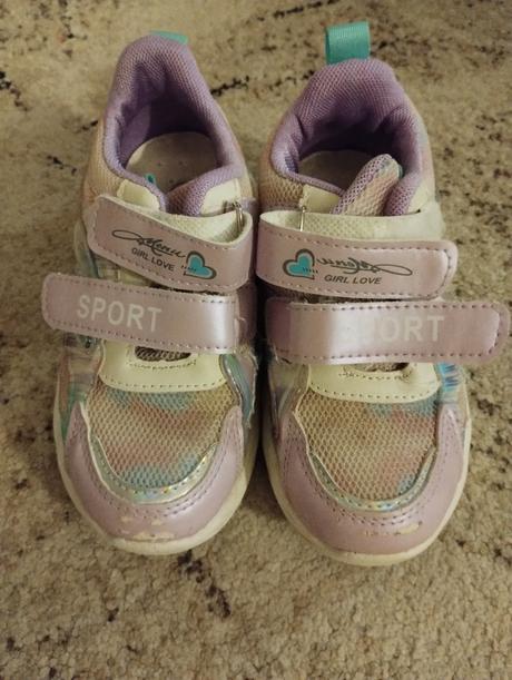 Tenisky pre dievcatko, 27