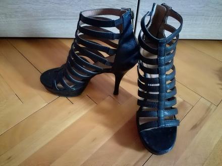 Čierne sandále, 37