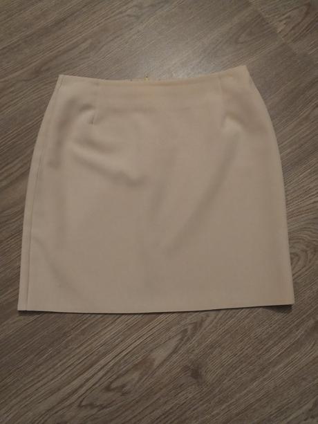 Kostýmová sukňa a nohavice, 36