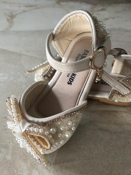 Najkrajšie topánočky pre princeznú, perlové, 22
