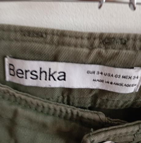 Kapsačové cargo nohavice bershka, bershka,xs