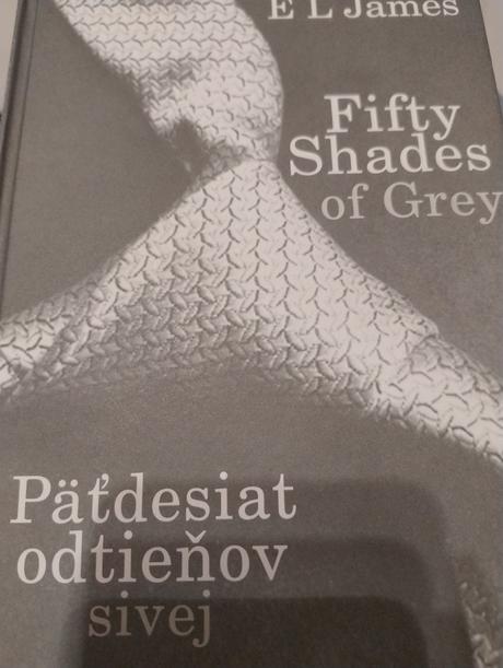 Päťdesiat odtieňov sivej, 