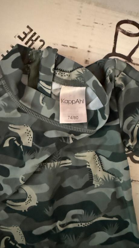 Plavkovy overal, 80