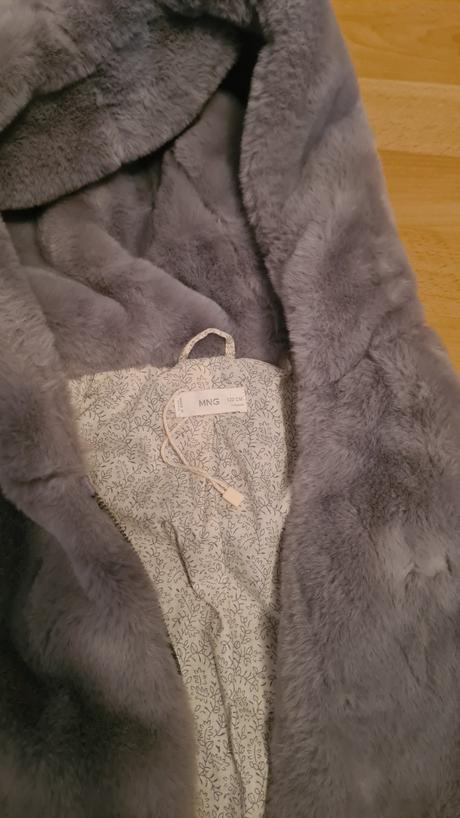 Prenádherný kožúštek značky mango kids, mango,122