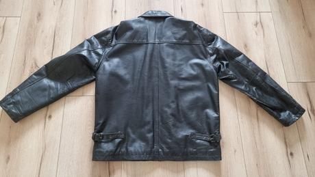 Kožená bunda, 54