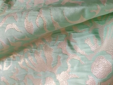 Spoločenské šaty, 36